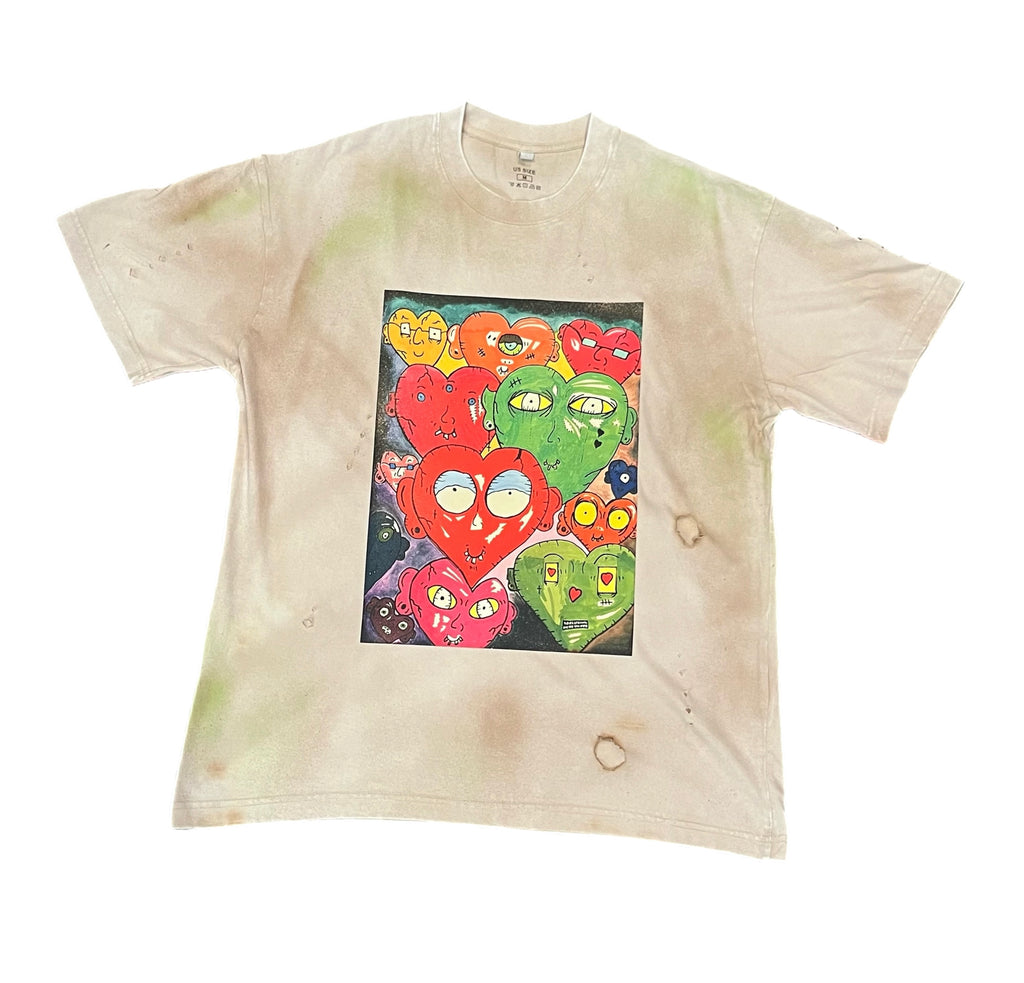 Heart head family distress T-shirt size medium